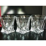 6 kryształowych szklanek z grawerem dla pary jako element zestawu do whisky QUADRO marki Bohemia