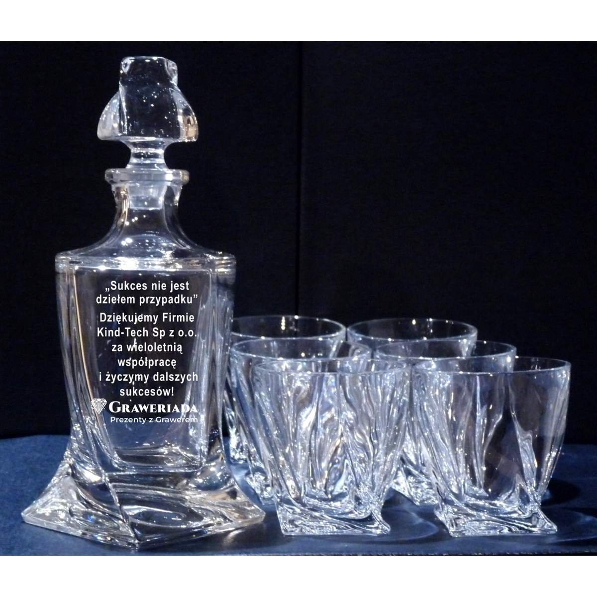 Zestaw do Whisky z Grawerem – Prezent Biznesowy z Logo