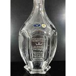 Karafka z grawerem do whisky i nalewek SAFARI - zbliżenie graweru z okazji emerytury