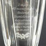 Kryształowy wazon z grawerem COLOSSEUM 25 cm – zbliżenie na dedykację