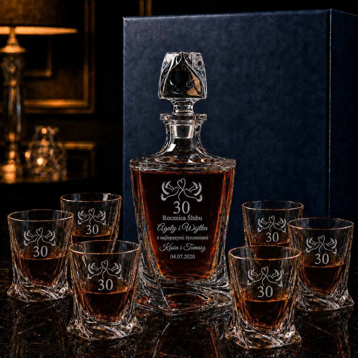 Zestaw do Whisky z Grawerem dla Pary – Kryształowa Karafka i 6 Szklanek QUADRO