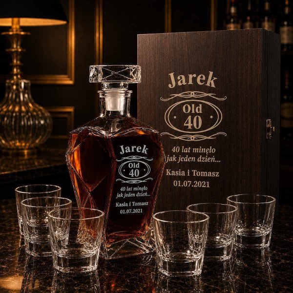 Zestaw do Whisky z Grawerem w Skrzynce – Karafka i 6 Szklanek
