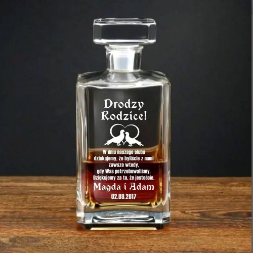 Karafka z grawerem 700 ml do whisky, brandy i bourbona